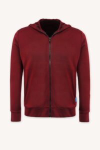 The Merino mikina na zip s kapucí pánská - bordo (250 g) je jednobarevná vínová mikina na zip z welny merino 100%.