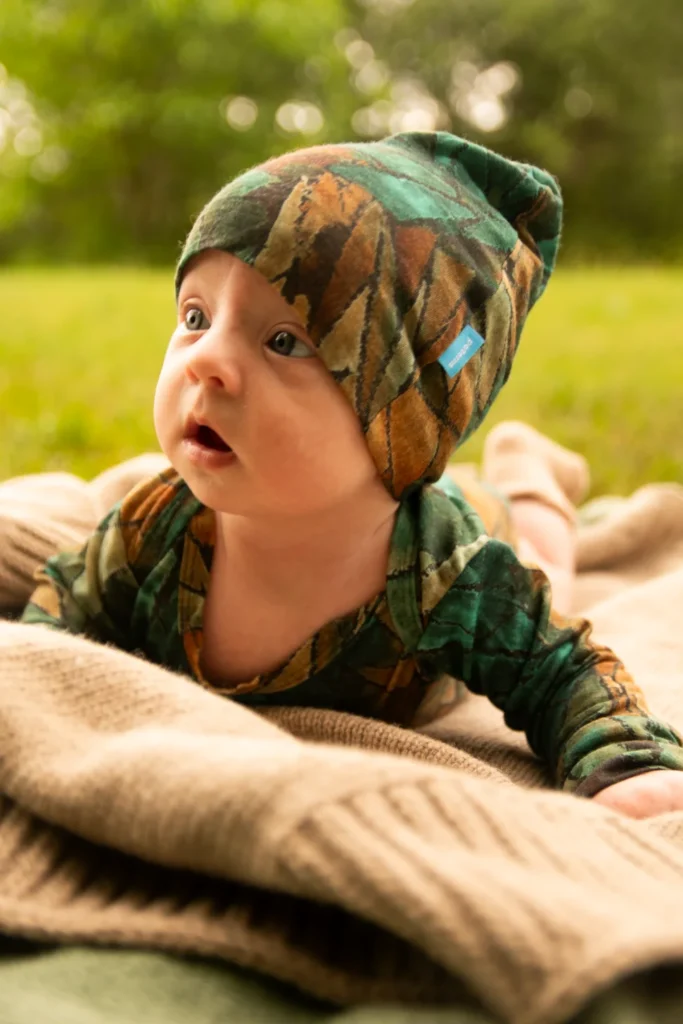 Merino čepička kojenecká – green gorpcore (135 g)