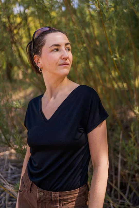 Merino tričko s výstřihem do V dámské – černé (135 g)