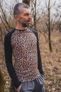 Merino tričko s dlouhým raglánovým rukávem pánské – leopard (135 g)