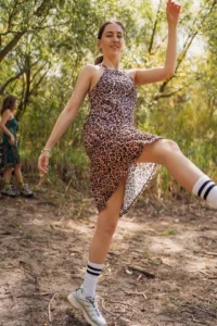 Merino šaty na ramínkách – leopard (135 g)