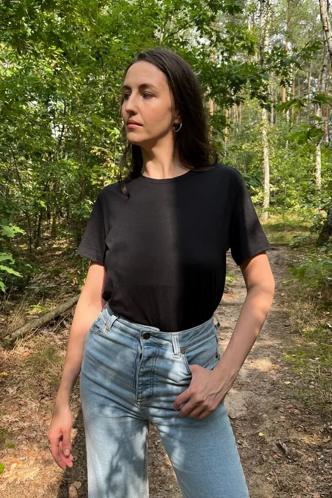 Merino tričko s krátkým rukávem dámské – černá (135 g)