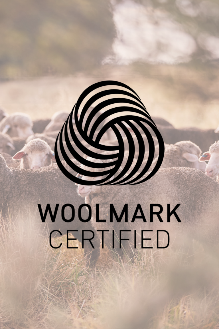 Logo certifikace Woolmark potvrzující kvalitu a pravost výrobků z vlny.